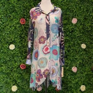 Floral Burst 5 Button Tunic